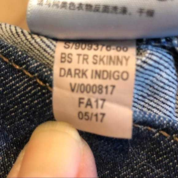 Gap True Skinny Dark Indigo Womens Size 28 Regular - Picture 3 of 6